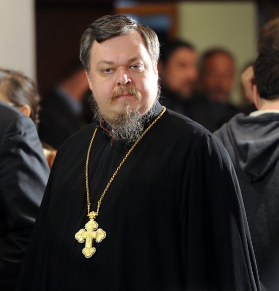 Archpriest Vsevolod Chaplin responds to the call for exhuming the remains of the tzar family