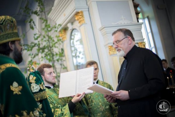 Roman Catholic Priest Constantine Simon Converts to Orthodoxy