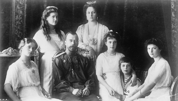 Head of the Russian State Archive suggests to exhume remains of the tzar family to examine them again