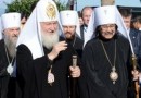 Patriarch Kirill Blesses Russians in Japan
