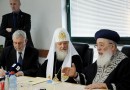 Russian Orthodox Head Meets Israel Chief Rabbis, Peres