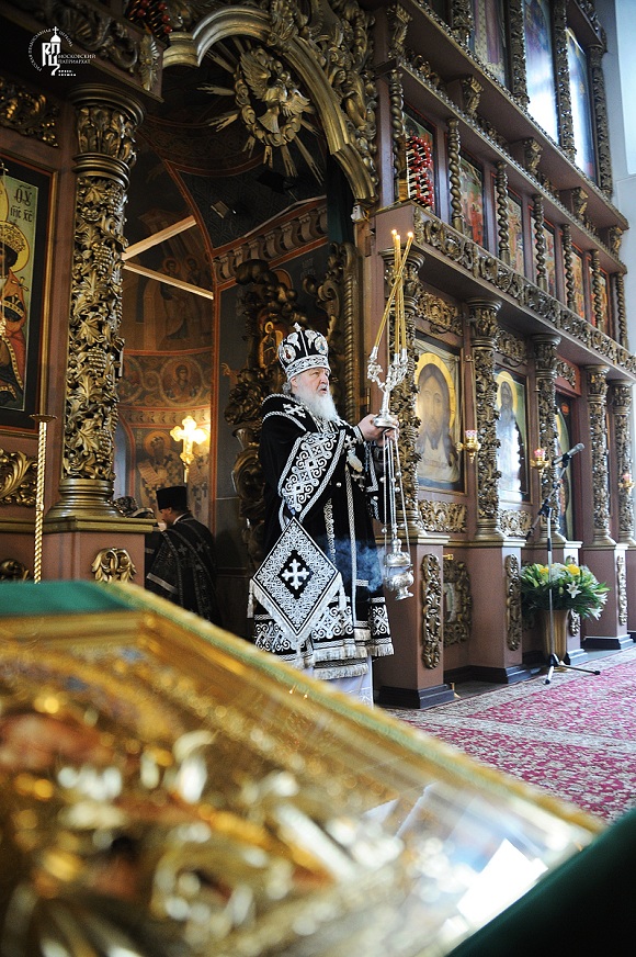 Patriarch Kirill Celebrating the Liturgy of the Presanctified Gifts