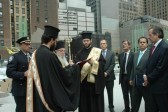 Samaras Visits Site of St. Nicholas at Ground Zero; Archbishop Presides over Memorial Service