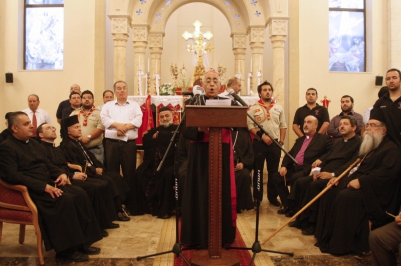 Jordanian Christian clerics hold a mass at the Syriac Orthodox Church in Amman May 21, 2013. Hundreds of Christians gathered to demand the release of the two bishops of Aleppo, Yohanna Ibrahim (Syrian Orthodox) and Paul Yazigi (Greek Orthodox), a month after their abduction.PHOTO: REUTERS / MAJED JABER