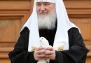 On Lady Day Patriarch Kirill of Moscow and All Russia releases white pigeons into the sky