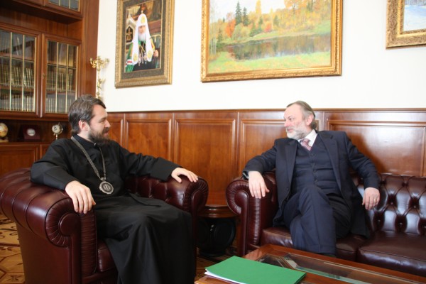 Metropolitan Hilarion of Volokolamsk meets with British Ambassador to Russia