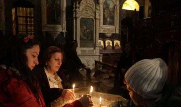 In Damascus, Christians briefly ignore war for Easter