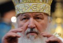 Patriarch Kirill prays at the Kremlin wall for perished in Ukraine