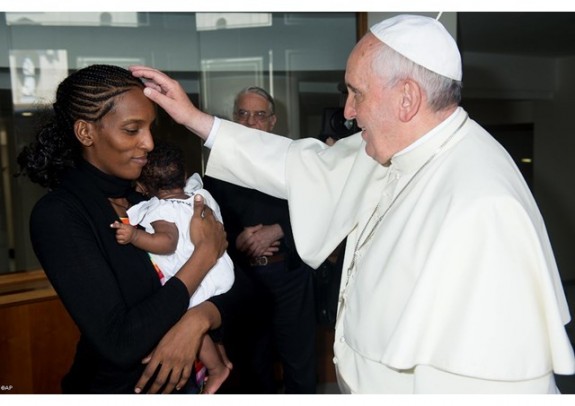 Meriam Ibrahim lands in Rome, meets with Pope Francis