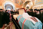 Kiev Pays Its Last Respects to Metropolitan Vladimir (+photographs)