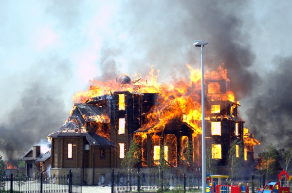 Church in Gorlovka burns down as result of shelling