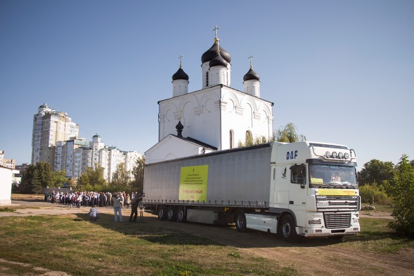 Orel Diocese Sends Convoy of Humanitarian Aid to Ukrainian Refugees