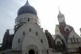 Residents in south Moscow voluntarily refuse parking lots to build a church
