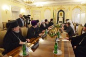 Metropolitan Tikhon meets with Patriarch Kirill, US Ambassador