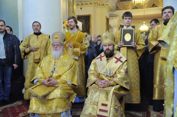 Metropolitan Kallistos of Diocleia and Hilarion of Volokolamsk celebrate at the Church of ‘Joy of all the Afflicted’ iIcon of the Mother of God