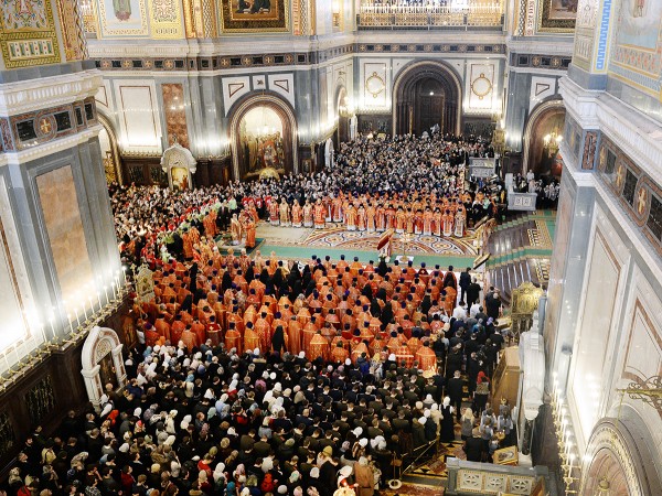 On St Tatiana’s Day, Patriarch Kirill celebrates Divine Liturgy at the Church of Christ the Savior