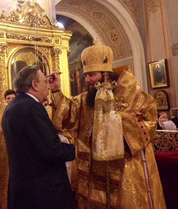 Bishop Nicholas of Manhattan heads vigil service at Epiphany Cathedral in Elokhovo