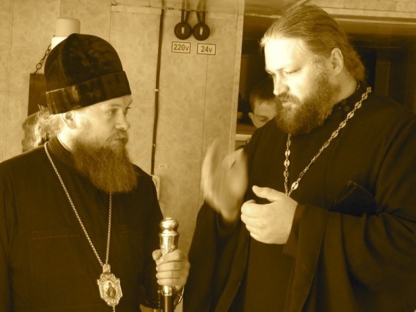 August 23, 2012, His Emminance Vladika met the Holy Apostle Andrew church ship in Orda.