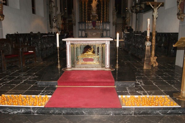 Representatives of the Russian Orthodox Church attend requiem service in Düssseldorf