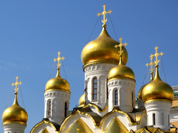 Russian Church breaks contacts with Protestants of Scotland and France