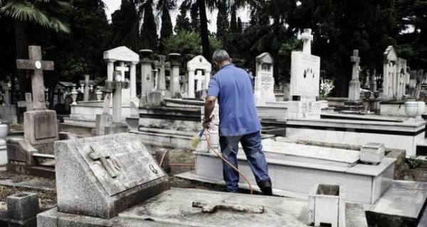 Istanbul’s Greek Community Wishes to Remove Patriarchs’ Graves from Orthodox Cemetery