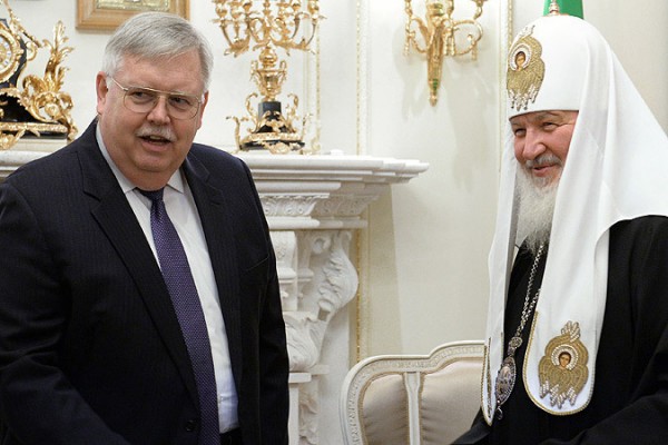 Patriarch Kirill meets with US Ambassador to Russia