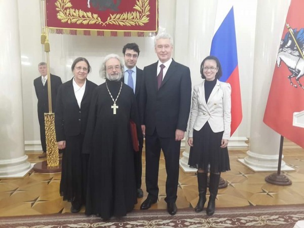 The Family of Archpriest Alexander Ilyashenko Awarded the Order of “Parents’ Glory”