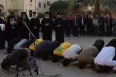 Refugee Crisis Brings Greek Orthodox and Muslims Together in Prayer (Video)