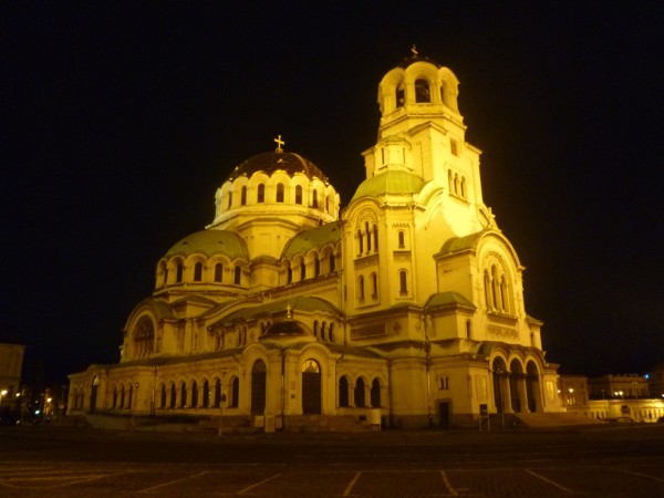 Alexander-Nevsky-cathedral-Sofia-photo-Clive-Leviev-Sawyer-600x450