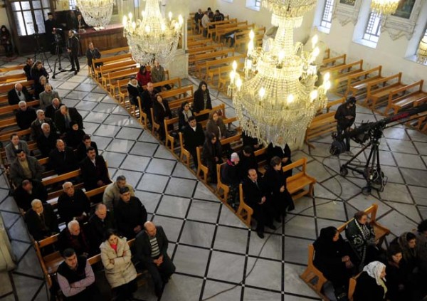 Churches in Damascus and Homs hold New Year mass