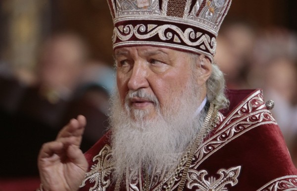 Patriarch Kirill consecrates church at foreign relations institute in Moscow