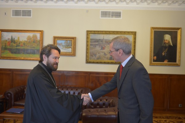 Metropolitan Hilarion meets with British Ambassador in Russia