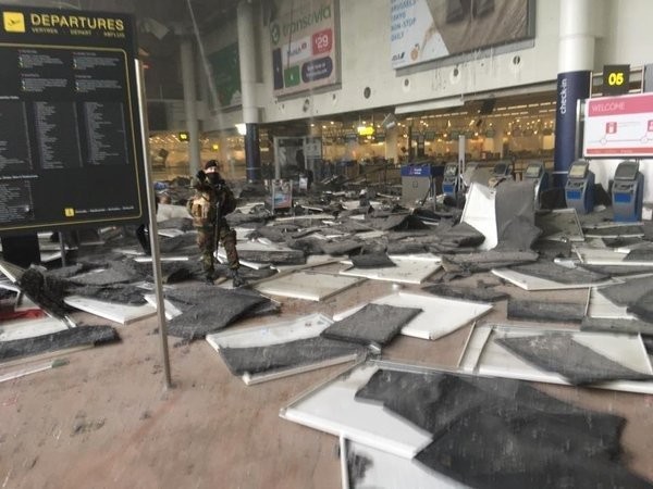 Many killed as Brussels airport and metro rocked by three explosions