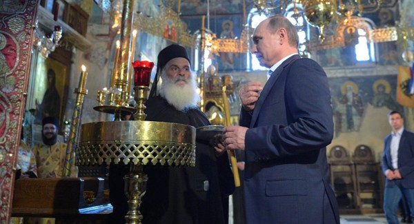 Putin Sure Russia’s Ties With Athos, Greece to Continue Developing