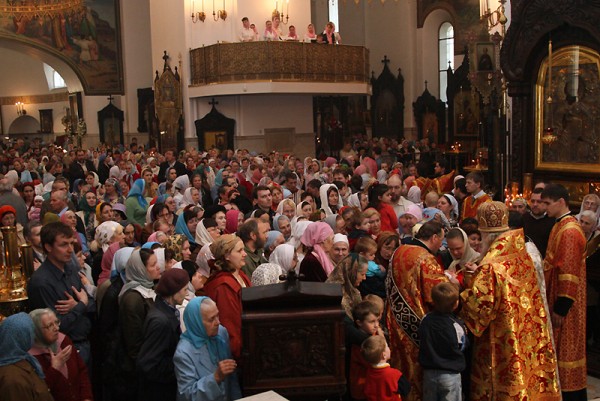 About 4 million people prayed at night services in Russia – the Ministry of Internal Affairs