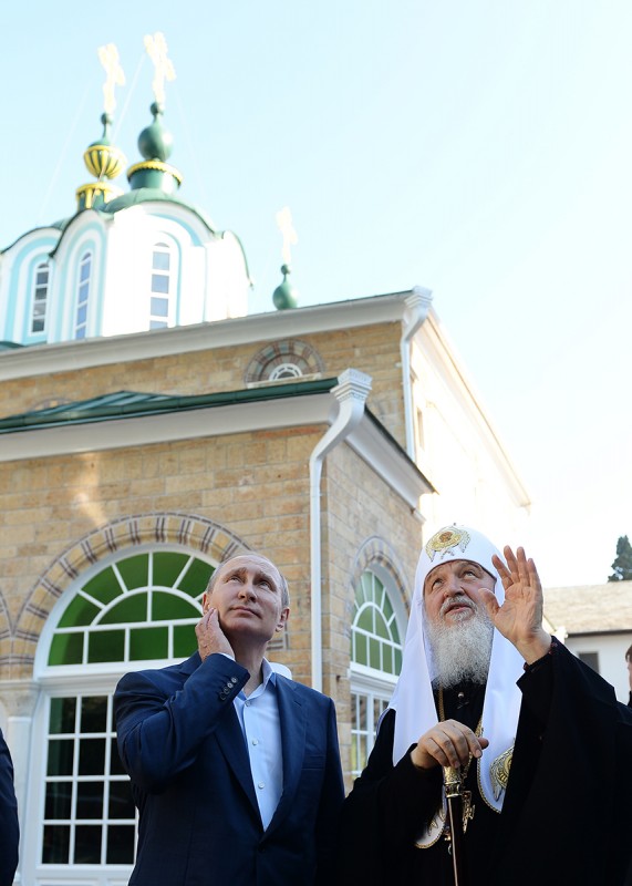 Putin and Patriarch Kirill chair celebrations of the 1000-year anniversary of Russian presence on Athos