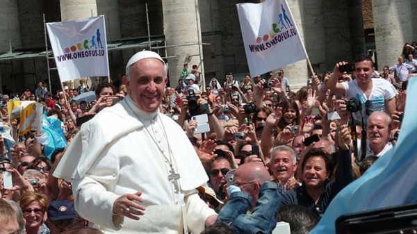 Pope Francis Asks Kids To Join Syrian Children In Praying For Peace