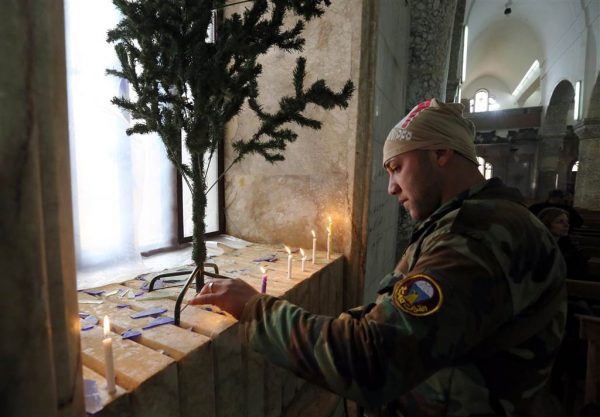 Iraqis Celebrate Christmas Near Mosul After ISIS Pushed Out