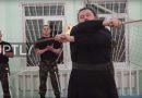 Divine power: Orthodox priest shows off impressive swordplay (VIDEO)
