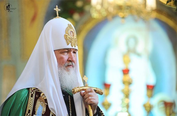 Patriarch Kirill prays for repose of victims dead in Tu-154 crash