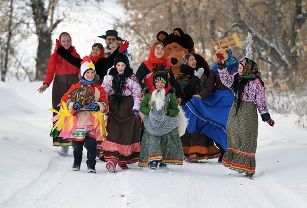 Pray, Sing Carols and Tell Fortunes: How Russia Celebrates Christmas