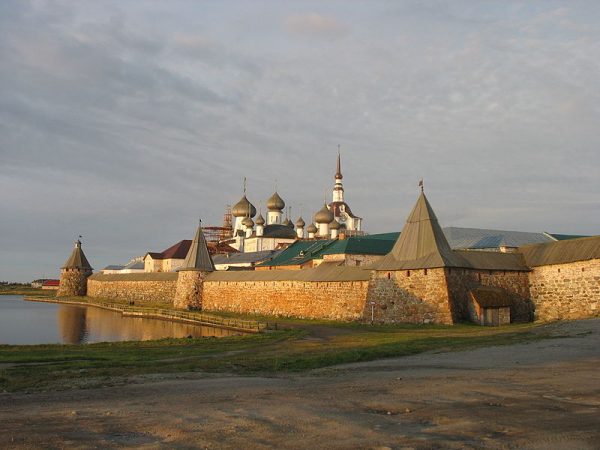 The monastery in August 2009.