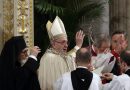 Respond to violence with Christ’s love, strength, pope tells churches