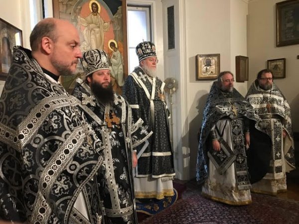 Metropolitan Hilarion of Eastern America and New York Celebrates the First Liturgy of Pre-Sanctified Gifts of the Year