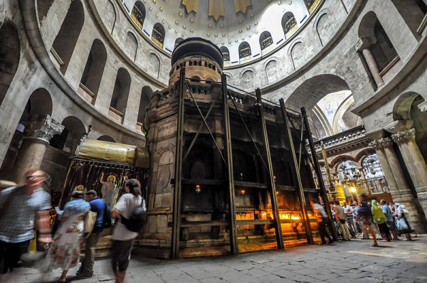 Restoration of Christ’s tomb in Holy Sepulchre basilica nears completion