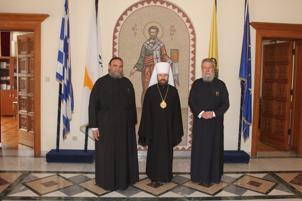 Metropolitan Hilarion meets with Archbishop Chrysostomos of Cyprus