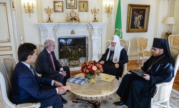 Patriarch Kirill meets with Colombia’s ambassador to Russia