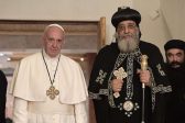 Popes Francis, Tawadros II sign declaration to end controversy over rebaptism