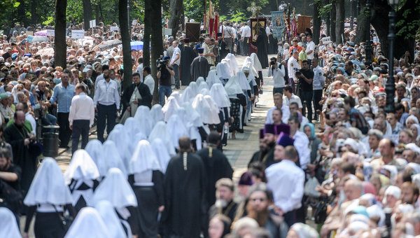 Over 15,000 believers take part in holy procession marking Day of Baptism of Rus