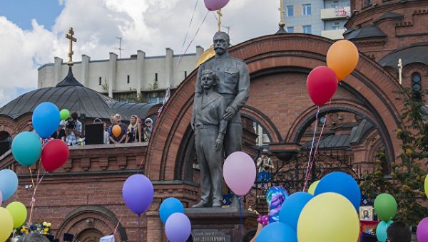 Monument to Russia’s last Emperor Nicholas II and Crown Prince Alexis unveiled in Siberia